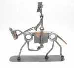 FIGURKA Z METALU - KOŃ UJEŻDŻENIE