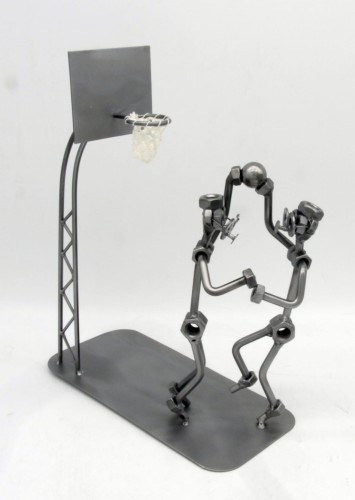 FIGURKA Z METALU - KOSZYKÓWKA