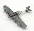 FIGURKA Z METALU - SAMOLOT BOMBOWIEC - ŚWIECA - zdjęcie 2