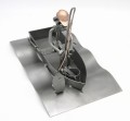 FIGURKA Z METALU - WĘDKARZ W ŁÓDCE - zdjęcie 10