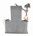 FIGURKA Z METALU - FRYZJERKA LUSTERKO  - zdjęcie 7