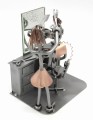 FIGURKA Z METALU - FRYZJERKA LUSTERKO  - zdjęcie 11