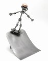 FIGURKA Z METALU - DESKOROLKA RAMPA - zdjęcie 1