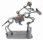 FIGURKA Z METALU - KOŃ PRZESZKODA