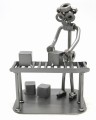 SORTOWNIA PACZEK - MAGAZYNIER - KURIER  - FIGURKA Z METALU     - zdjęcie 1