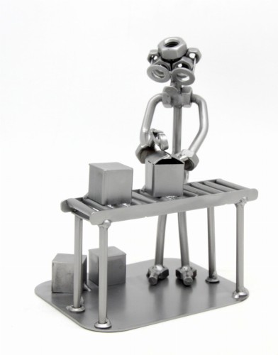 SORTOWNIA PACZEK II- MAGAZYNIER  - KURIER - FIGURKA Z METALU   