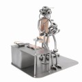 FIGURKA Z METALU - LEKARZ Z BIURKIEM - zdjęcie 8